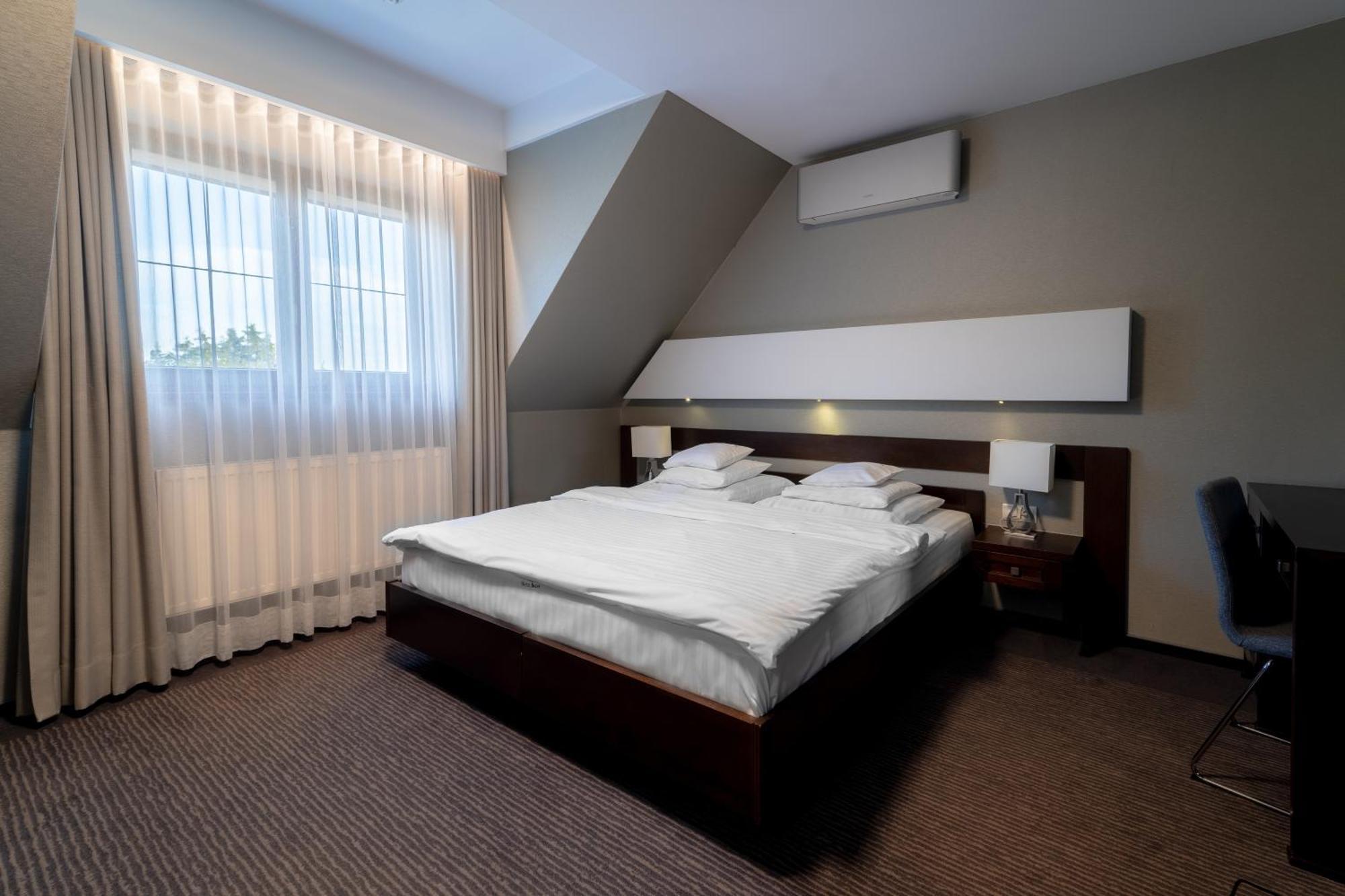 Hotel Salve Glogowek Extérieur photo